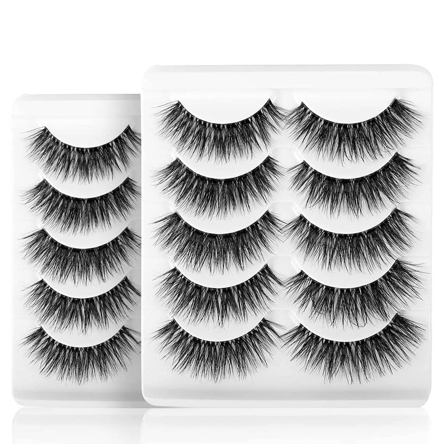 Mink eyelashes or silk – which type should you be wearing?