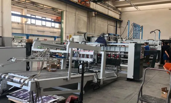 European Standard Vacuum Transfer Flexo Printing Fold Gluer Box Inline Machine; Case Maker Line; Ffg Making Box Line