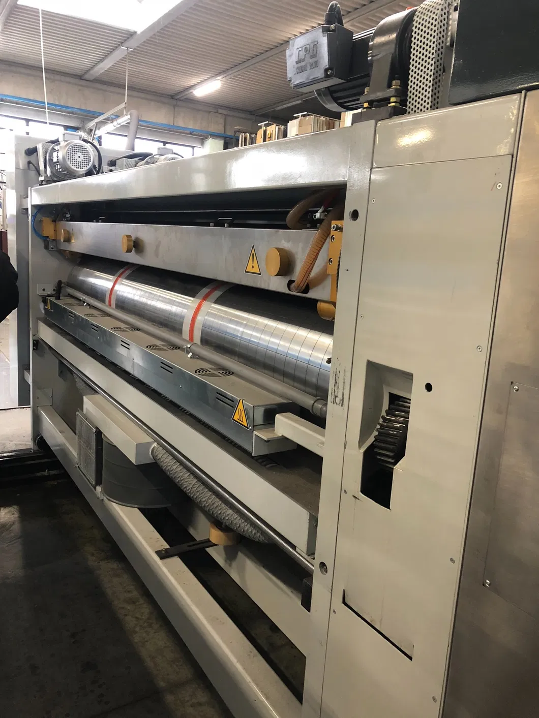 Hrb HD Flexo Printing Slotting Die-Cutting Box Machine; Vacuum Transfer Making Carton Box Printing Machine